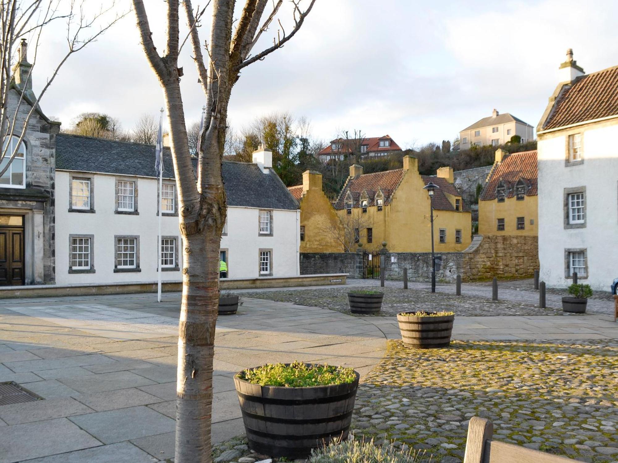 Ross Cottage Cairneyhill Exterior photo